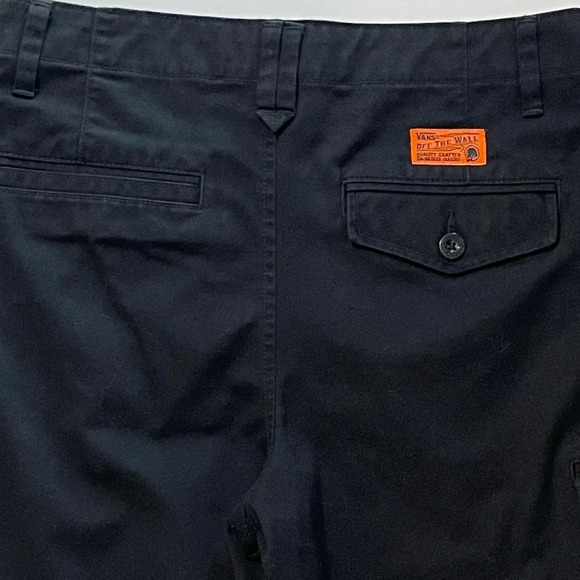 Vans Men’s black Shorts Size 30 crafted engineered classic shorts 66 logo - Picture 9 of 15